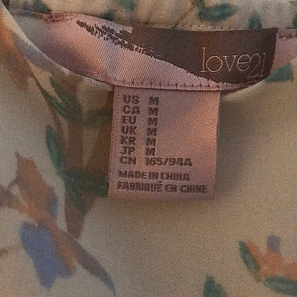 Forever 21 Women’s Size M Flower Dress - Picture 5 of 6